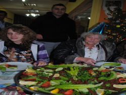 Türk, Alman Ve Hollanda Dostluğu Yılbaşı İçin Hazırlanan Çiğ Köfte Partisiyle Pekişti