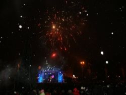 Kazakistan’da Yeni Yıl Coşkusu Soğuk Dinlemedi