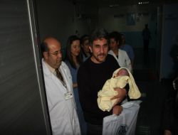 Yılın İlk Bebeği İçin 8 Yıl Beklediler
