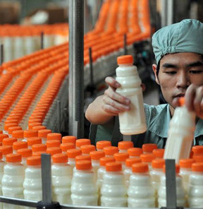 İthal süte gümrük engeli