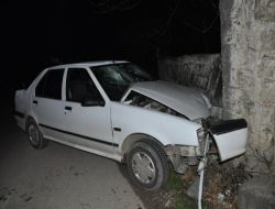 Çalıntı Kamyonu Kovalayan Ekip Aracı Kaza Yaptı: 2 Polis Yaralı