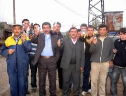 Cep Telefonları Çekmeyen Karaağıl'daki Köylüler Baz İstasyonu Kurulmasını İstiyor