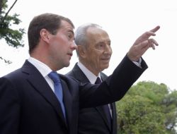 Liberman'ın 'Fakir Diplomatları' Medvedev'e İsrail Gezisini İptal Ettirdi!!