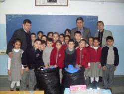 Bu Kapağın Altında 'yardımlaşma' Var