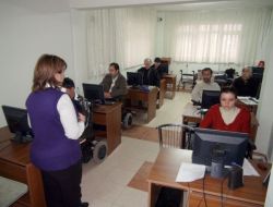 Engelliler İçin Bilgisayar Kursu Açıldı