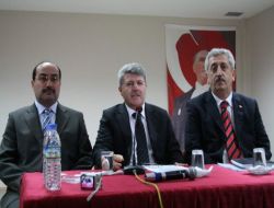 Okul Müdürlerine Tavsiye: Öğretmenlerinizin Fikirlerinden Yararlanın