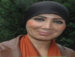 Başörtülü Aday Adayına Yeşiller Partisi'nden Destek