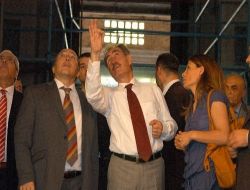 Bakan Günay, Restore Edilen Ayasofya Türbelerini İnceledi