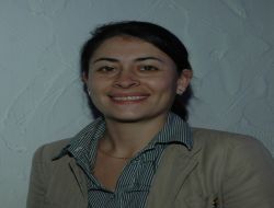 Almanya Eyalet Milletvekili Polat: İslam İle Terörü Aynı Kefeye Koymak Ayrımcılıktır!!