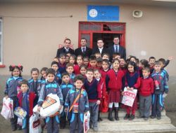 Çağlayan Ufuk, Kardeşlerini Unutmadı