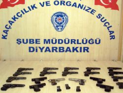 Kuzey Irak’tan Getirdiği Silahları Satamadan Yakalandı