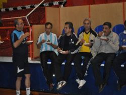Mülki Amirler Gazetecilerle Voleybol Maçında Karşılaştı