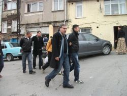 Polis Evi Basınca Uyuşturucuyu Tuvalete Boşalttılar!!