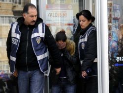 Saç Tokalı Sabıkalı Hırsızlar Son İşlerinde Yakalandı