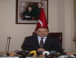 Başbakan Erdoğan’dan Malatya Valisi Saran’a Başarı Belgesi