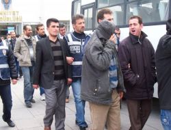 Kaçak Sigara Zanlıları Adliyeye Sevk Edildi