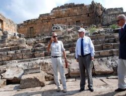 Pamukkale'deki Antik Havuz Ve Kaynaklar Tekrar Kullanılacak