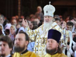 Rusya, Hz. İsa'nın Doğum Gününü Kutluyor!