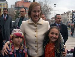 Devlet Bakanı Selma Aliye Kavaf Kütahya’da