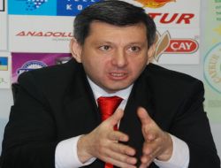 Türk Çayı İle Yabancı Çay Harmanına Tepki