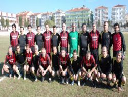 Futbolcu Milletvekilinin Yeşil Saha Aşkı