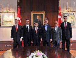 Cumhurbaşkanı Gül, Dünya Tv Yöneticilerini Kabul Etti!