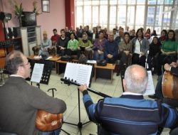 Nida Tüfekçi Türk Halk Müziği Korosu Müzikseverlerin Karşısına Çıkmaya Hazırlanıyor