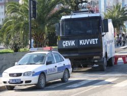 Ukome'nin Kararı, Minibüsçülerin Mahkemesi Bitmeden Polis Kontrolünde Uygulamaya Geçti