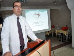 Başhekim İnan: Hekimler Tam Gün Yasası'yla 3 Kat Daha Fazla Hastaya Bakıyor