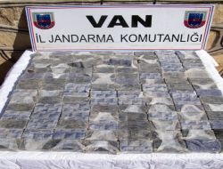 Başkale'de 66 Kilogram Saf Eroin Ele Geçirildi, 7 Kişi Tutuklandı!