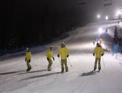 Anadolu’nun Yüce Dağı Ilgaz'da Gece Kayak Keyfi