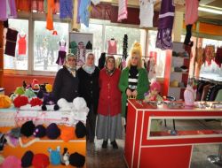 Mikro Kredi Bayanlar Çarşısı Esnafı: Alış Veriş İçin Çarşımıza Erkek Müşteri De Gelebilir
