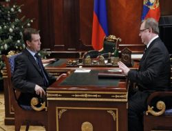 Rusya'da Sayıştay 19 Milyar Dolar Yolsuzluk Tespit Etti