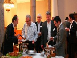 Danimarka Parlamentosu'nda İftar Yemeği Verildi