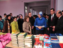 Kızılay’dan Kardeş Okula Giyim Ve Kırtasiye Yardımı