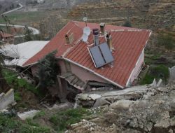 Ankara'nın Sarıyar Beldesindeki Heyelan: 12 Ev Kullanılamaz Durumda