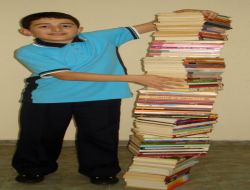 Boyunca Kitap Okuyan Bisiklet Sahibi Olacak