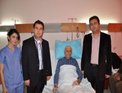 Düzce Üniversitesi Hastanesi'nde Suni Damar Yerleştirme Ameliyatı Yapıldı