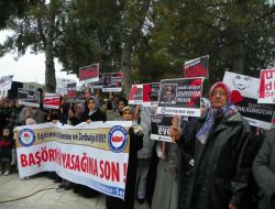 Hitit Üniversitesi Fen-edebiyat Fakültesi'ndeki Başörtü Yasağı Protesto Edildi