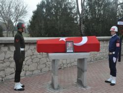 Astım Bronşite Yenilen Asker Son Yolculuğuna Uğurlandı