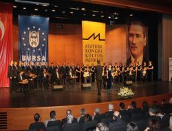 Sgk Personeli Koro Kurdu, Mesai Arkadaşlarına Konser Verdi