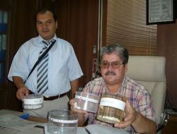 Ayrımcılık Yapıldığını İddia Eden Veli Okulu Bastı