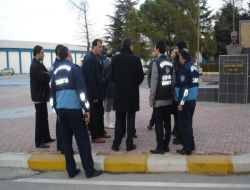 Belediye, Kötü Kokuya Sebep Olan Et Balık Sakarya Kombinası’nı Uyardı