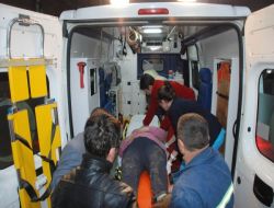 Bahçeyi Kazarken 3 Metrelik Duvardan Düştü