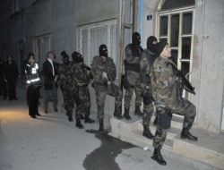 Konya’da Suç Örgütü Operasyonu: 30 Gözaltı!