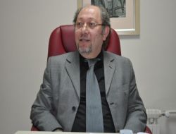 31 Yıl İçtiği Sigarayı Bıraktı, Sigaraya Verdiği Parayı Kredi Çekip Araba Sahibi Oldu