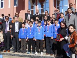 Şanlıurfa'nın 'altın Çocukları' Ödüllendirildi
