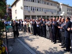 Trabzon Eski Milletvekillerinden Osman Bahadır'ın Kızı Erem Bulutay Toprağa Verildi.