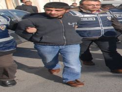 Asker Arkadaşını "Gömü Altın Buldum" Diye Dolandırdı
