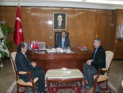 Vali Savaş: Şehri, Bin Akılla Düşünerek Yöneteceğiz